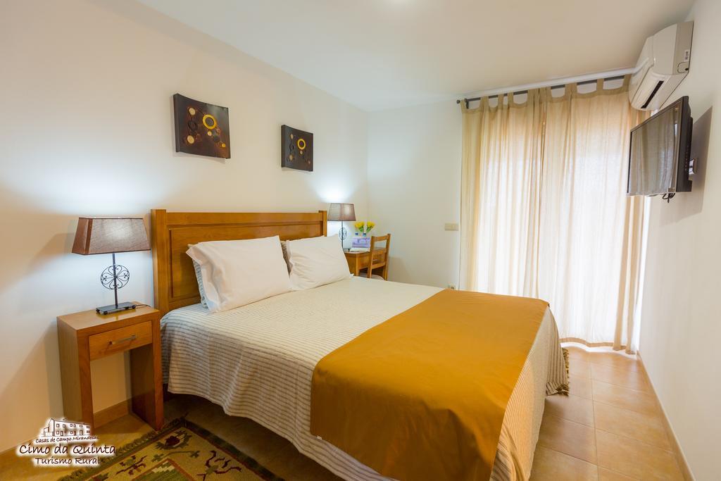 Casas Campo Cimo Da Quinta Hotell Miranda do Douro Exteriör bild