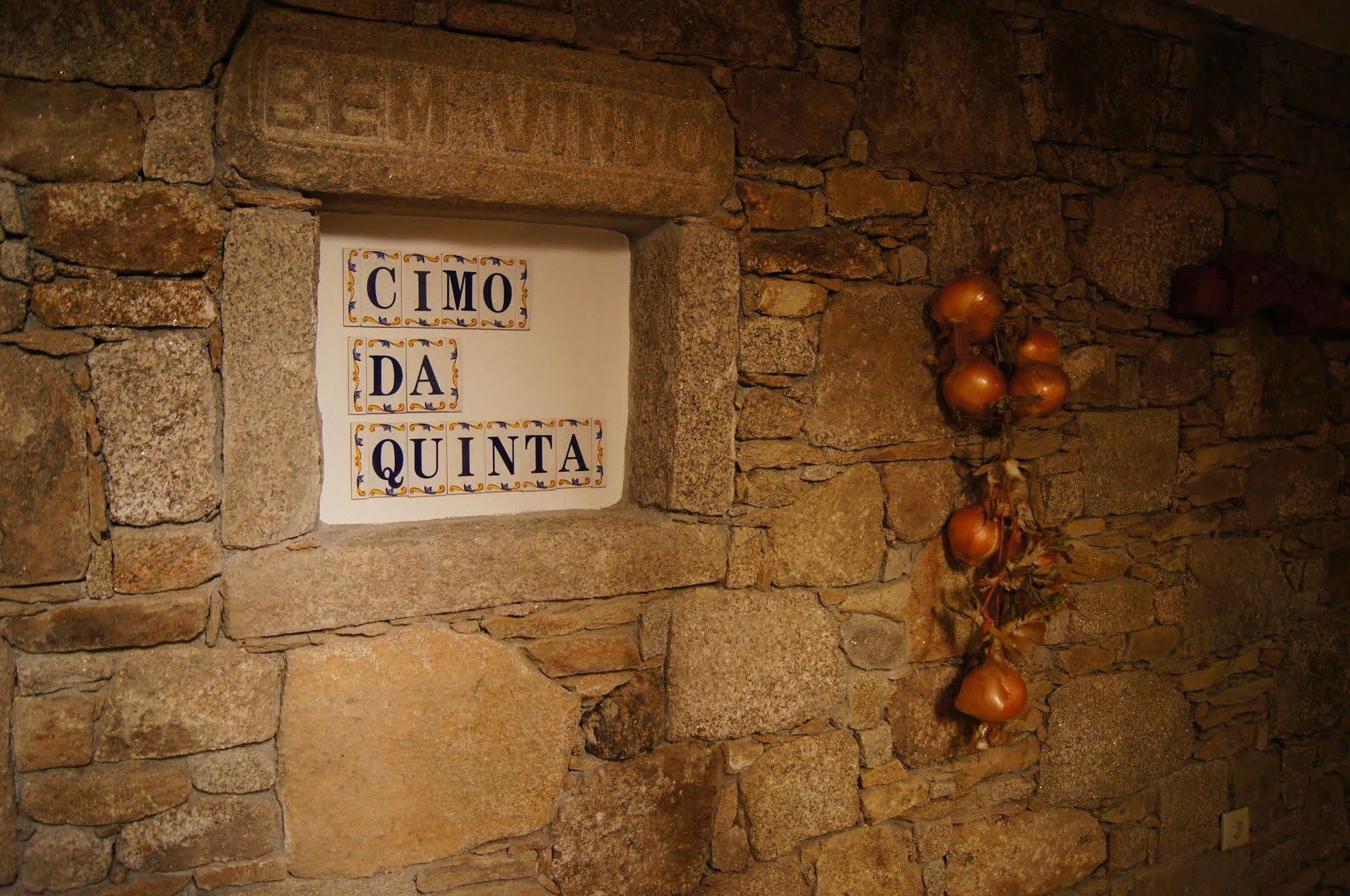 Casas Campo Cimo Da Quinta Hotell Miranda do Douro Exteriör bild